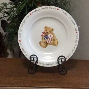 Retroneu- Land That I Love - American Bear Plate